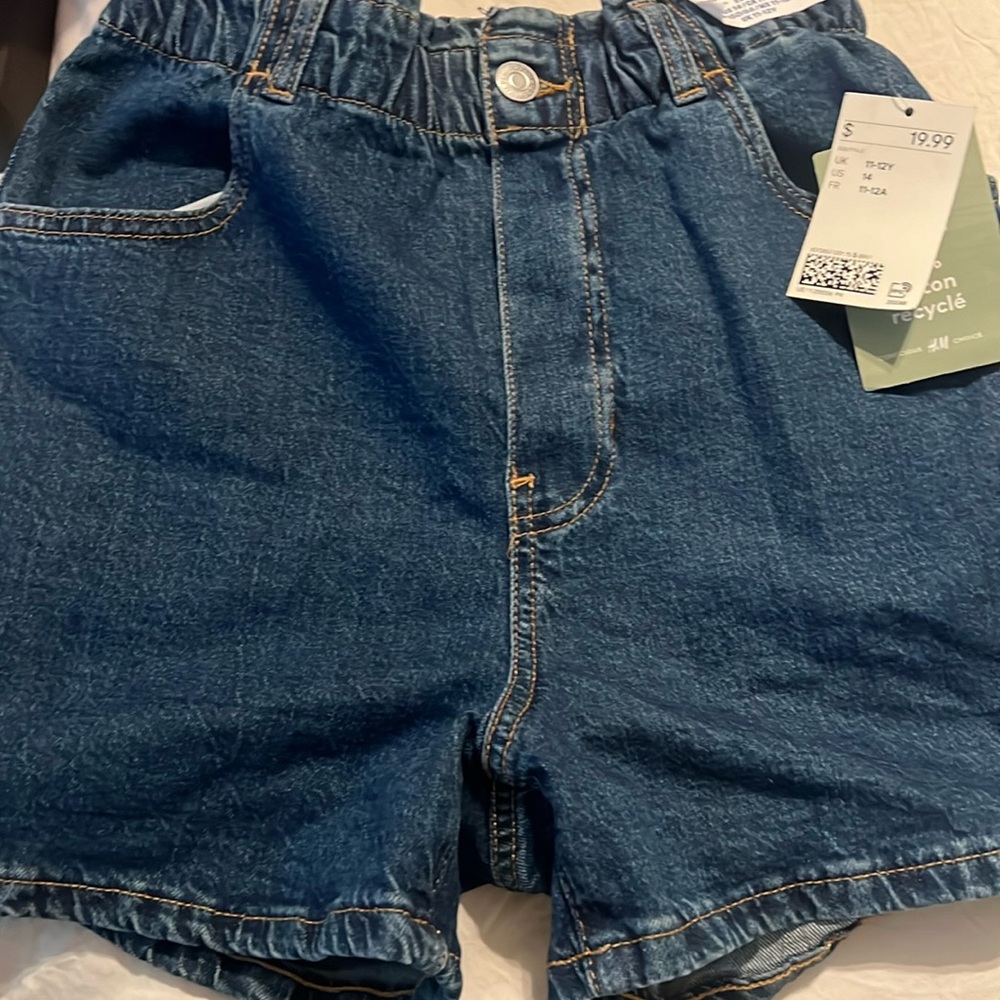 H&M blue jean big girl shorts size 11-12y
